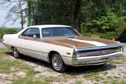 A 1970 Chrysler 300 Hurst model davidsclassiccars.com 7