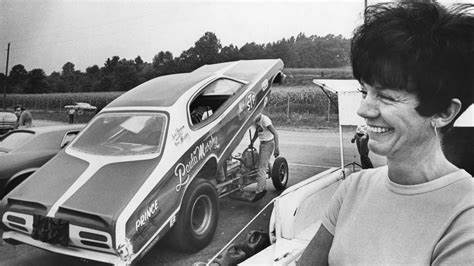 Paula Murphy with her funny car Muscle Car UK Archives 3