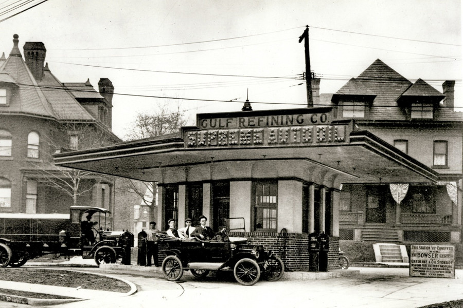 Early Gulf Oil gas station RESIZED 4