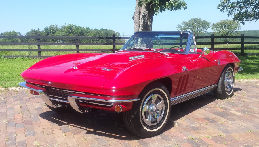 1966 Chevrolet Corvette Stingray convertible Wallup.net Car Auction RESIZED 4