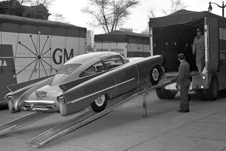 Another view of the 1954 Oldsmobile Cutlass GM Media Archives 6