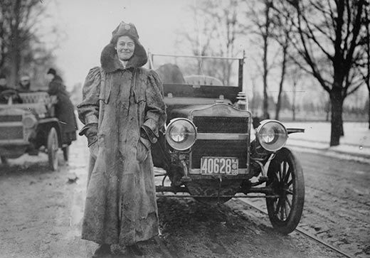 Alice Ramsey next to her automobile Library of Congress 1