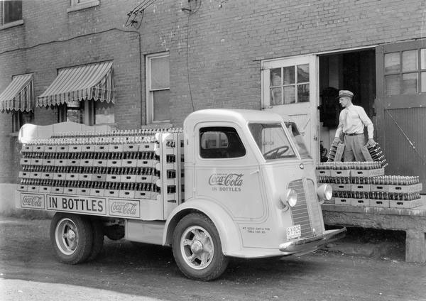 Coca Cola delivery truck Coca Cola 2
