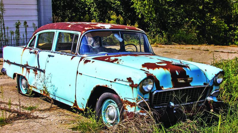 1955 Chevrolet with much corrosion 3