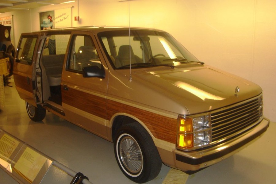 Plymouth Voyager first minivan CROPPED AND RESIZED Stellantis Chrysler Archives 7