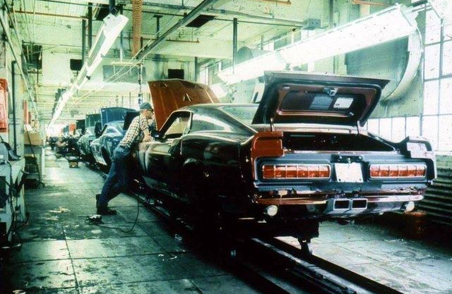 Mustang Shelby assembly line Ford Motor Company Archives CROPPED 1