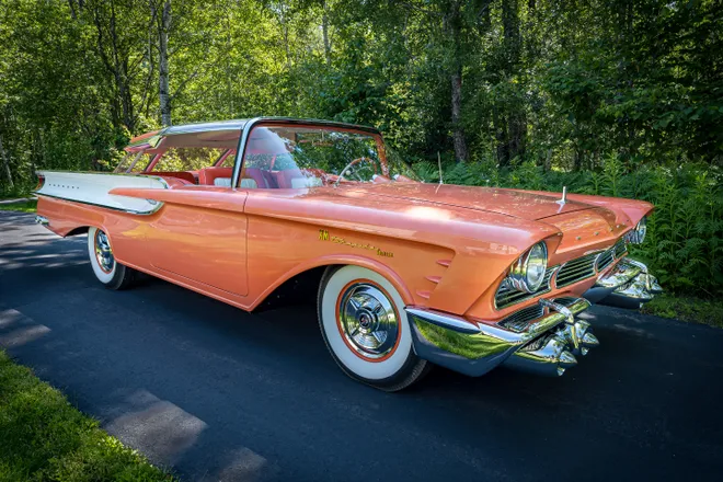 1956 Mercury Turnpike Cruiser show car restored by Tom Maruska 8