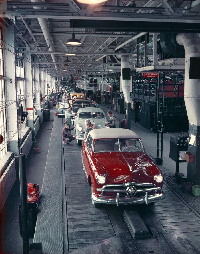 A 1949 Ford convertible coming off the line in Dallas Ford Motor Company Archives 3