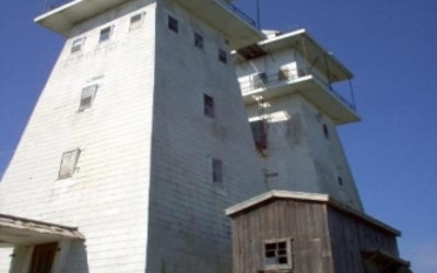 Perhaps the most infamous stop along the Irish Hills driving tour, stop by the Twin Towers to learn about the bizarre tale of Ed Kelley and his quest to one-up a local company that had built an observatory tower next to his property on Brighton Hill. 