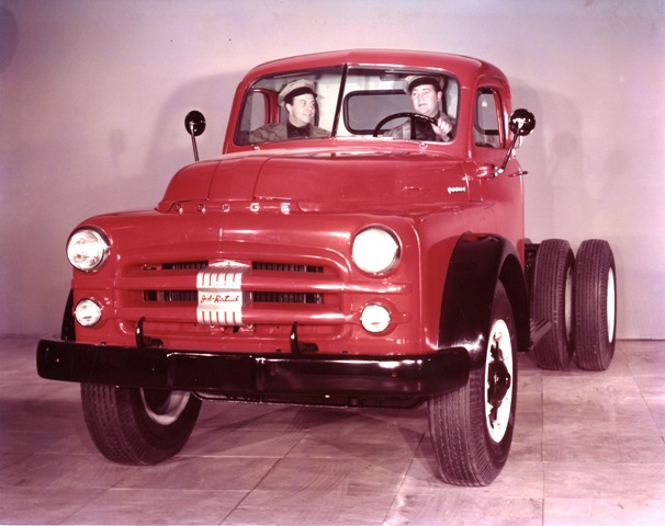 file 20150610105409 Dodge Trucks 1950