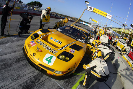 file 20170605182059 2005 Corvette C6 R race car