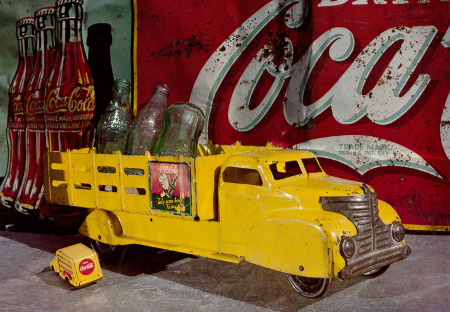 metal toy cars 1940s